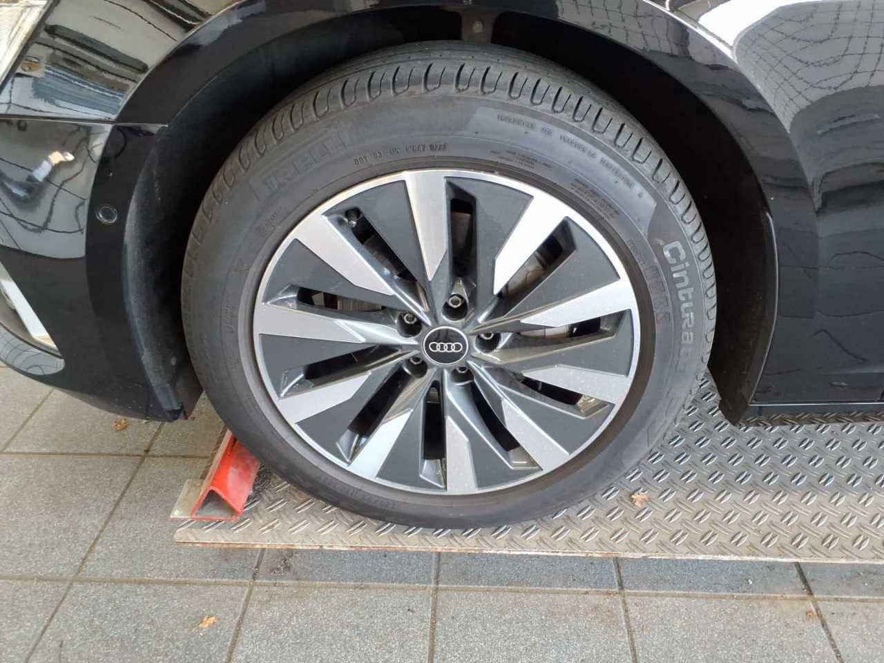 Audi A6 Avant 40 TDI S tronic SPORT - Samsaru's Car Outlet