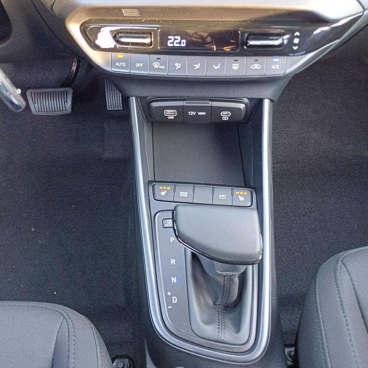 Hyundai i20 1.0T-GDi DCT TREND+ LED NAVI ACC WINTERP 16"