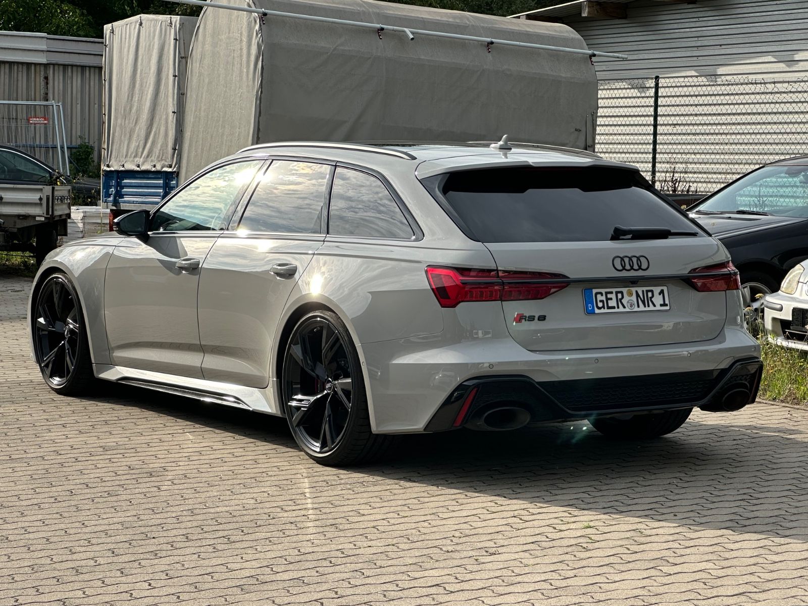Audi RS6 RS 6 Avant 4.0 TFSI quattro