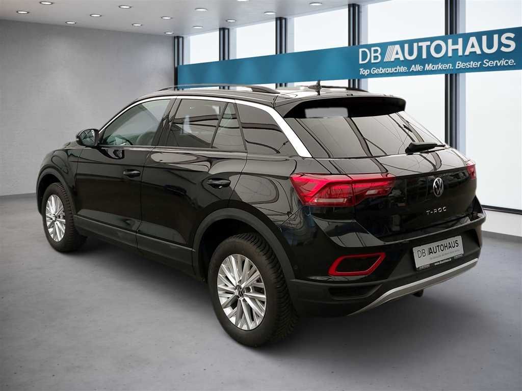 Volkswagen T-Roc Life 1.5 TSI DSG - Samsaru's Car Outlet