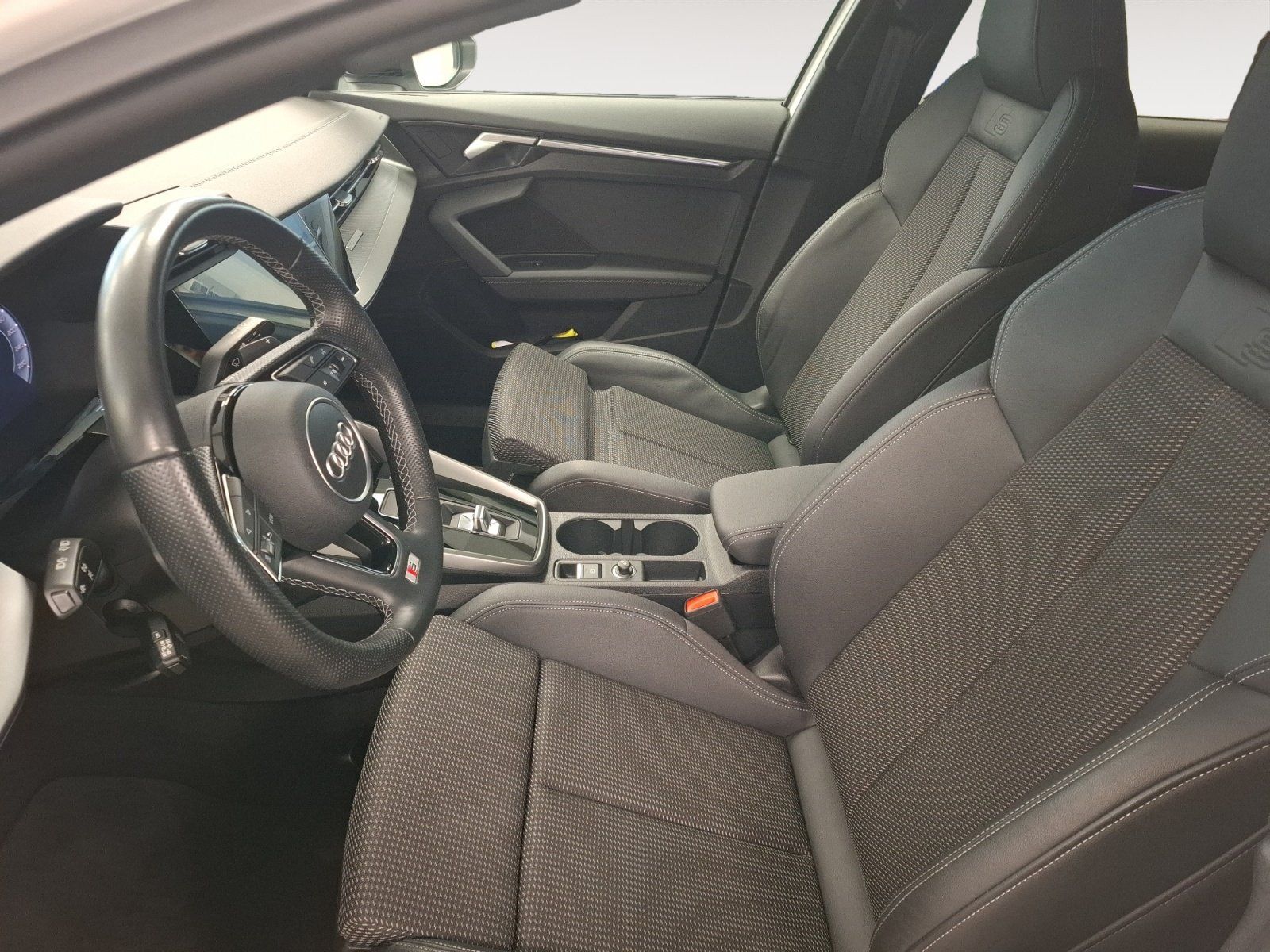 Audi A3 Sportback 35 TFSI S-Line LED LM SHZ Tempo