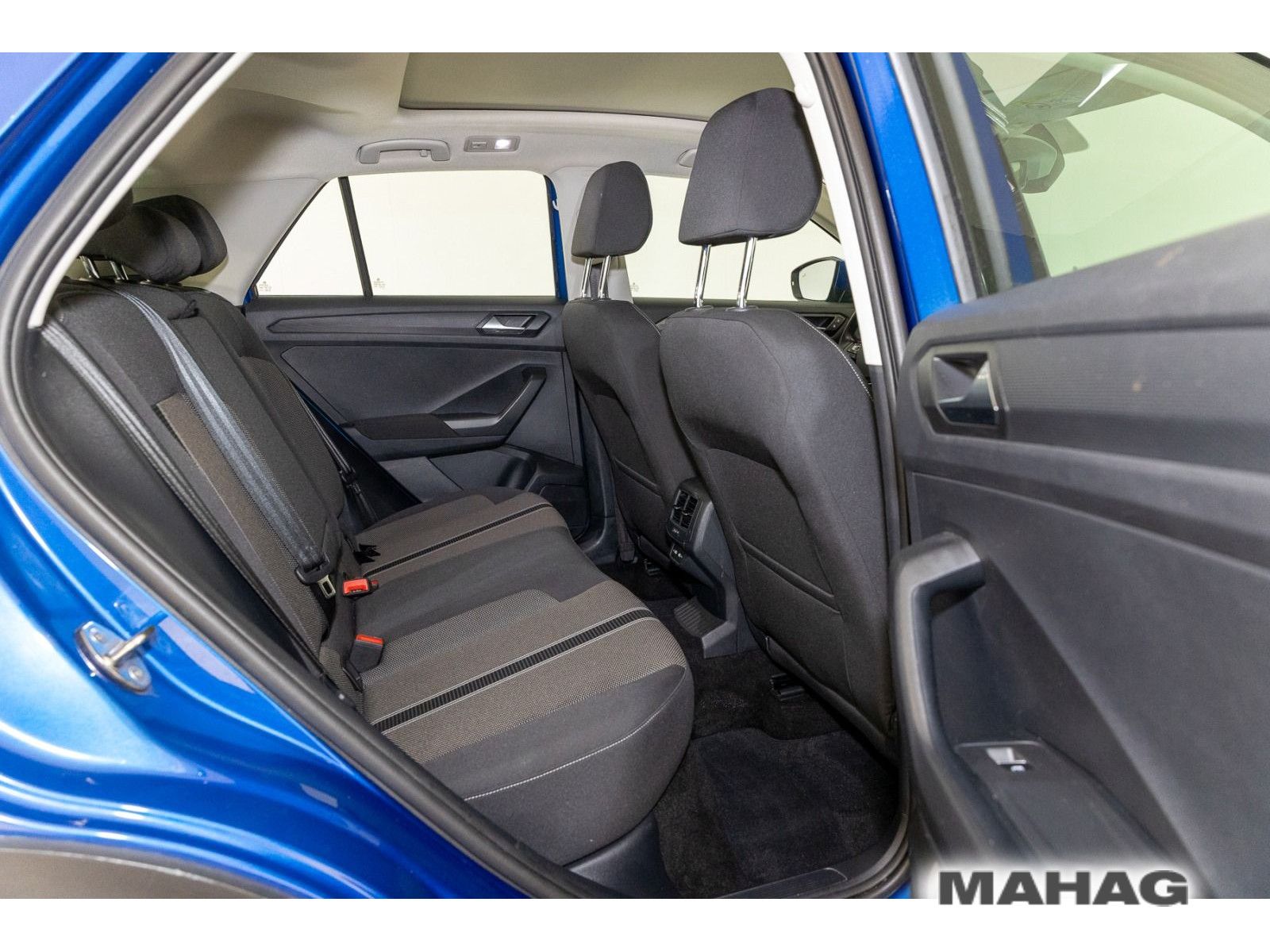 Volkswagen T-ROC 1.5 TSI STYLE - Samsaru's Car Outlet