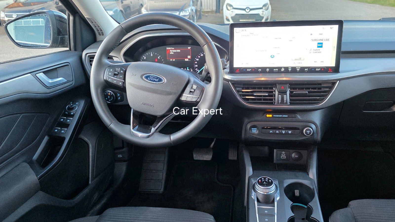 Ford Focus TurnierTitanium,1Hand,8xAlu,Scheckheft,LED