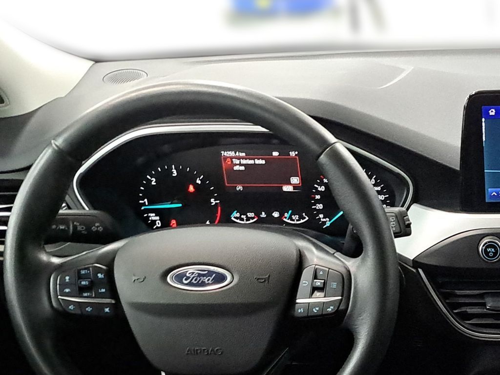 Ford Focus Turnier 2.0 Aut. COOL&CONNECT LED NAVI AHK