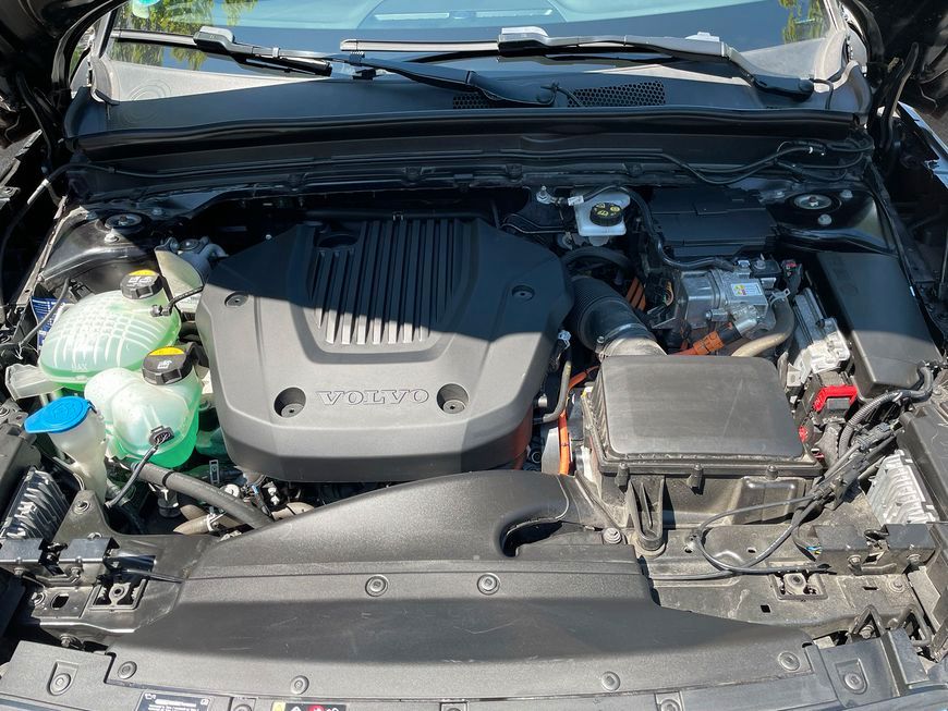 Volvo XC40 T5 Recharge Inscription - Samsaru's Car Outlet