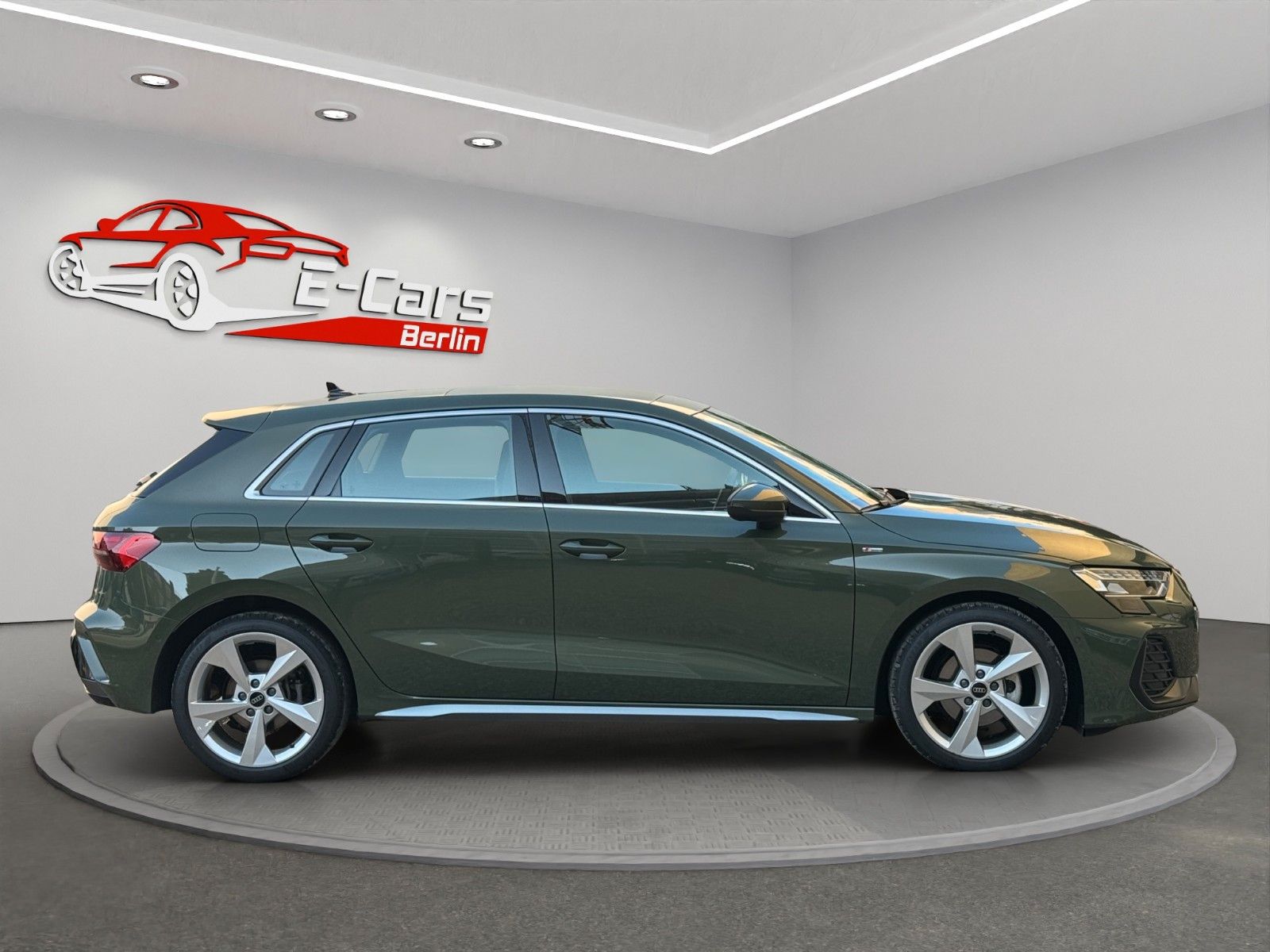 Audi A3 Sportback 35 TDI S-Line - Samsaru's Car Outlet