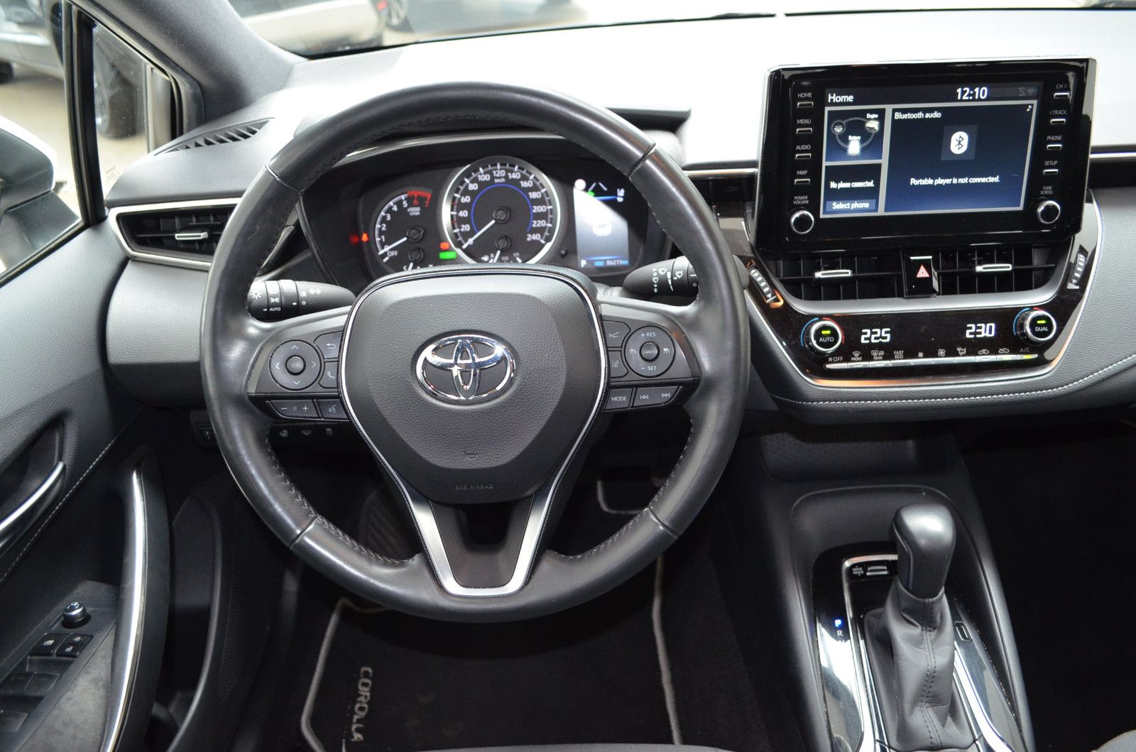 Toyota Corolla Hybrid 1.8 Comfort - Samsaru's Car Outlet