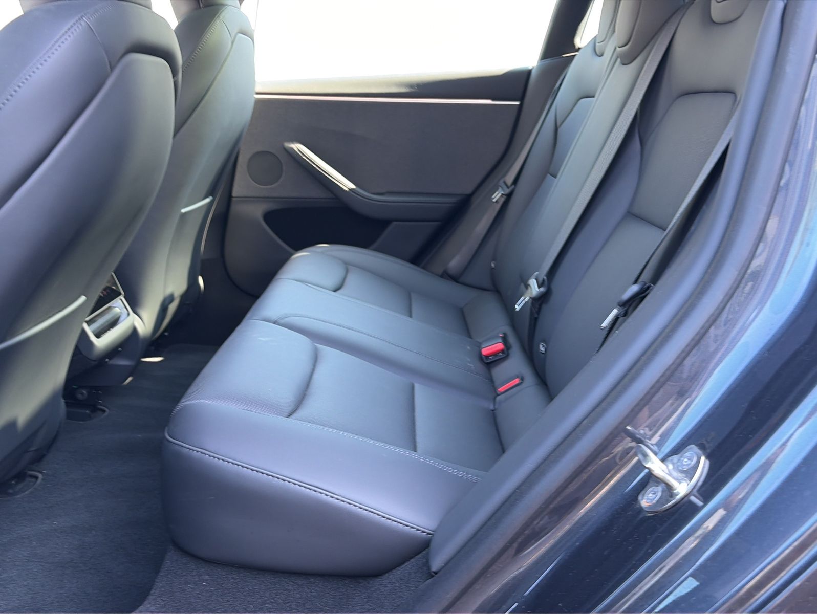 Tesla Model 3 Standard Range+ * Highland
