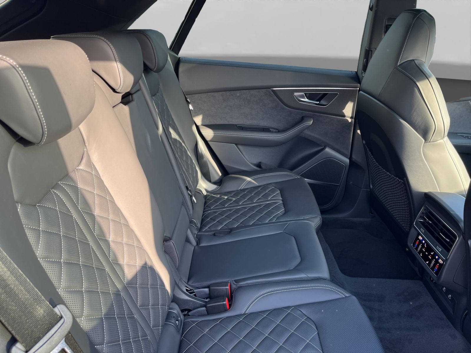 Audi Q8 50 TDI quattro S Line Pano+Matrix+Sthz+ACC+Le