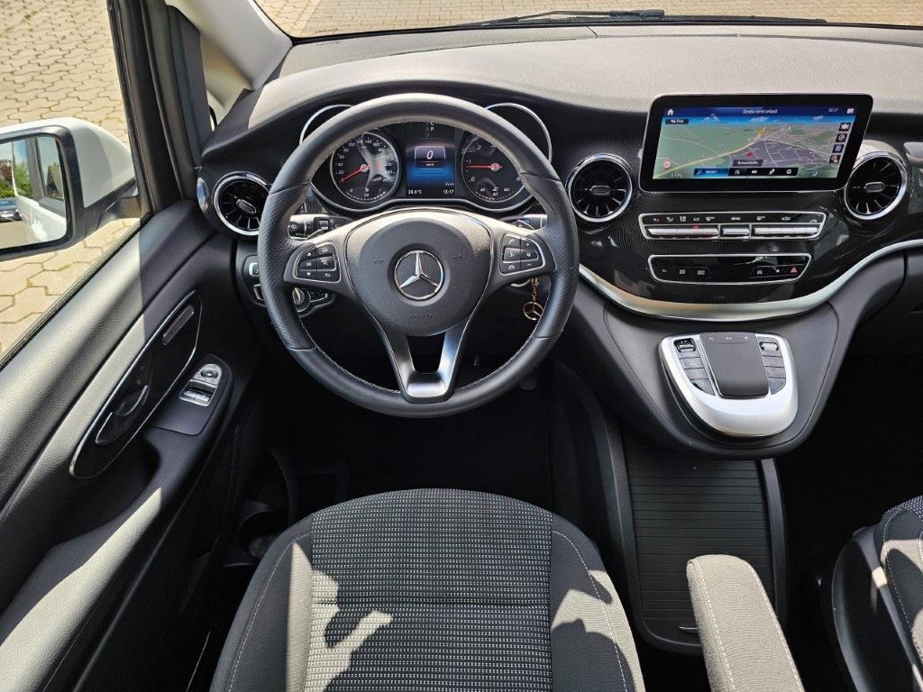 Mercedes-Benz V 220 d lang 9G-TRONIC - Samsaru's Car Outlet