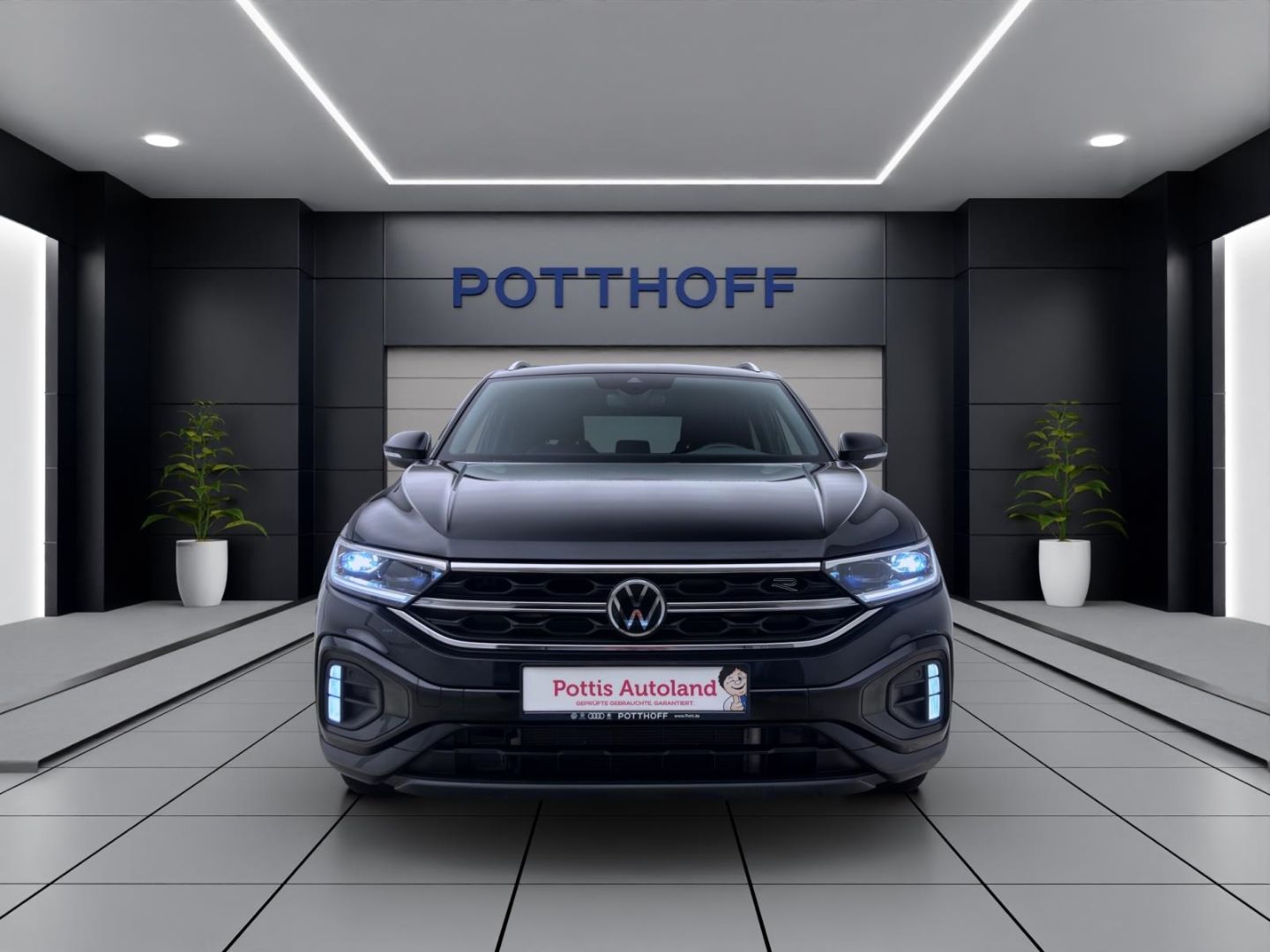 Volkswagen T-Roc 1.5 TSI DSG R-LINE - Samsaru's Car Outlet