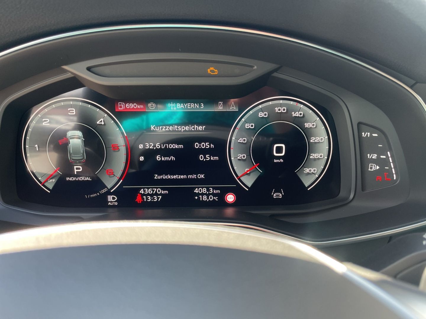 Audi A6 Avant 40 TDI S-Line qu Matrix B&O HuD Kamera