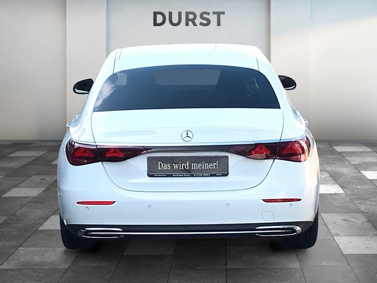 Mercedes-Benz E 200 - Samsaru's Car Outlet