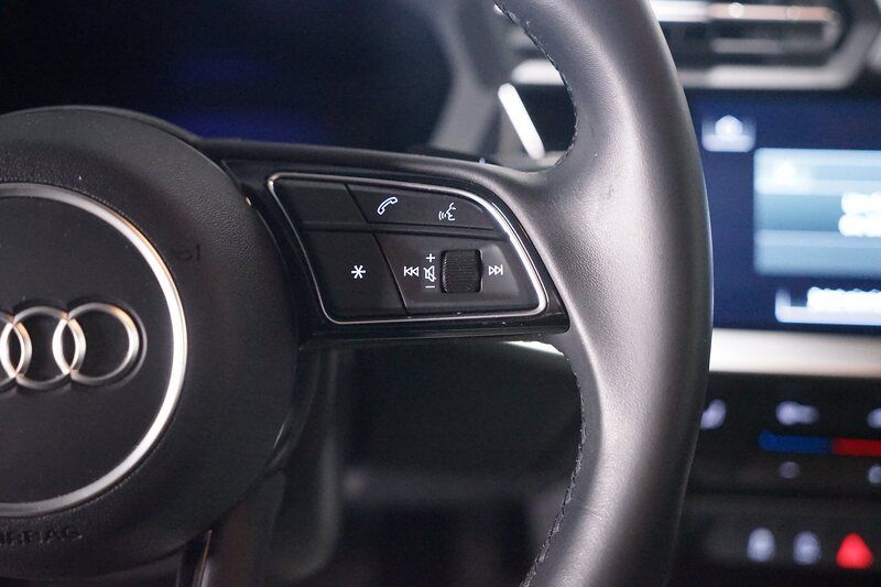 Audi A3 1.0 TFSI Sportback S Tronic*LED*Virtual*Carpl