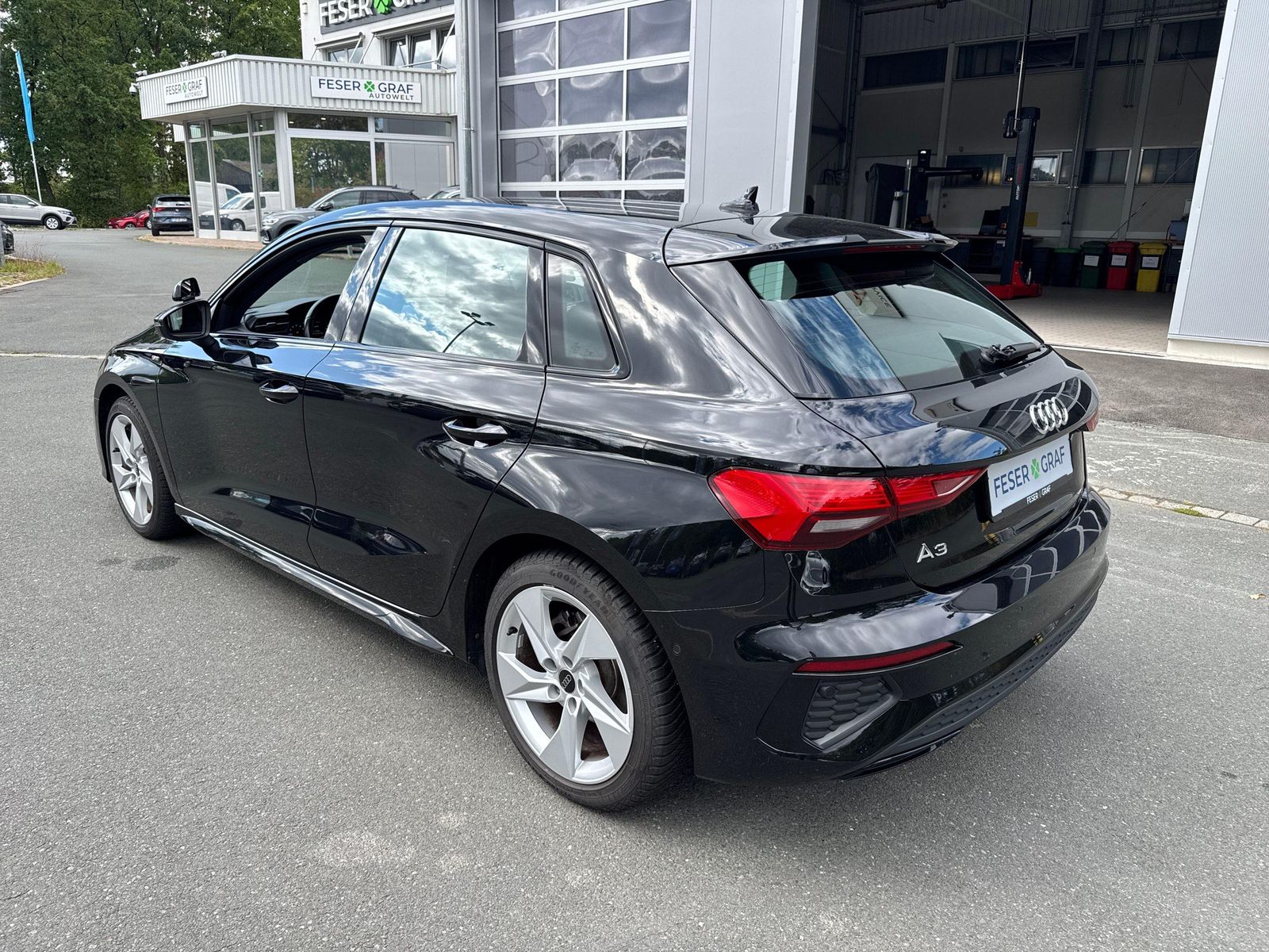 Audi A3 Sportback 30 TFSi S-Line S-tronic Fahrschule
