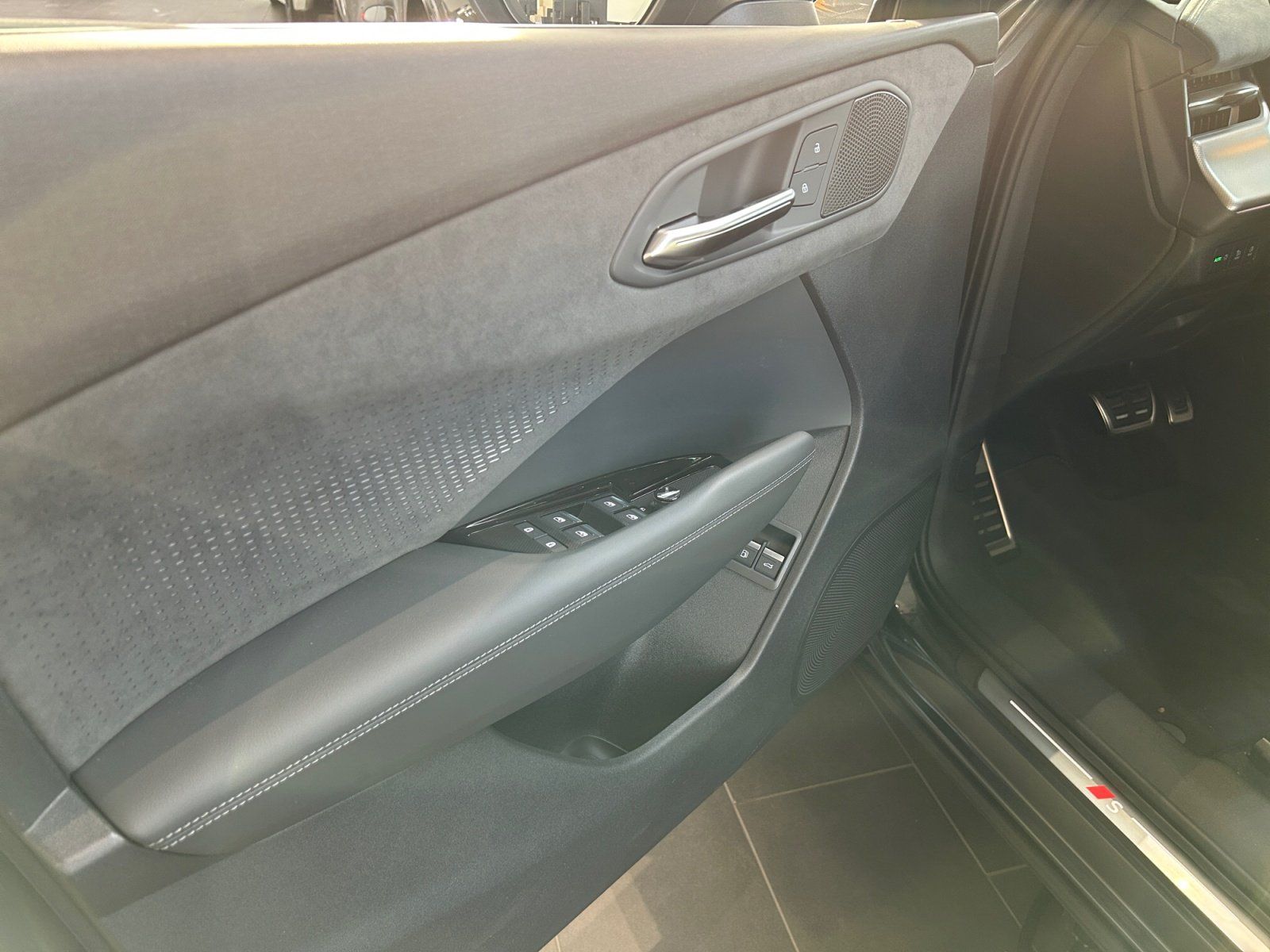 Audi Q3 SUV e-hybrid 200 kW S tronic S Line,Kam.,ACC