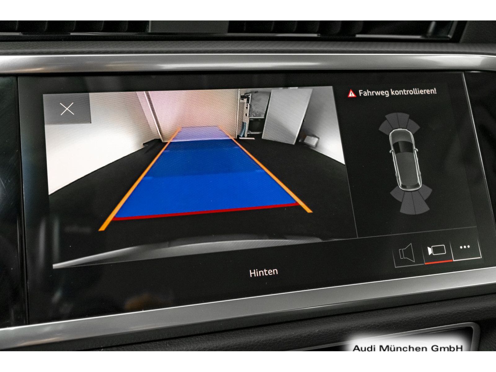 Audi Q3 45 TFSI qu. S tronic S line - Samsaru's Car Outlet