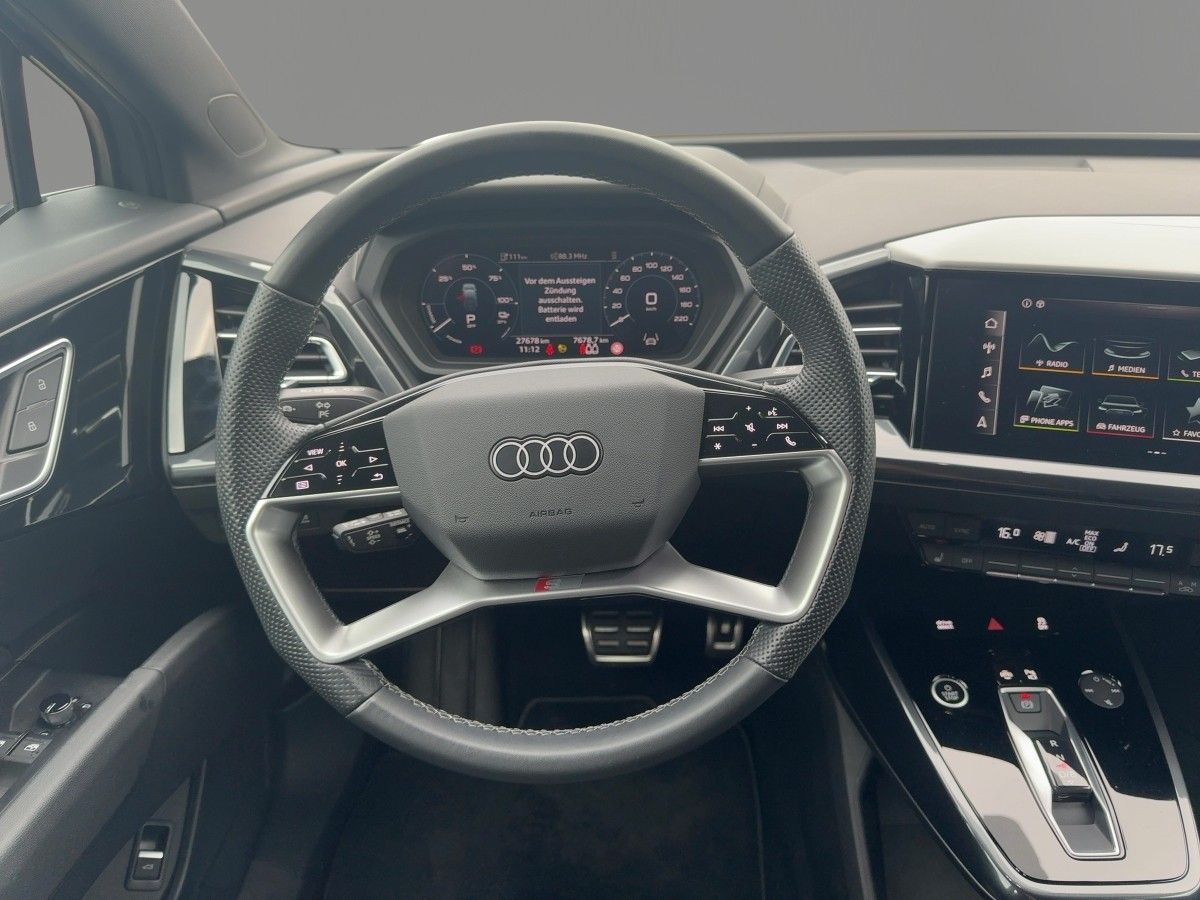 Audi Q4 Sportback S line 45 e-tron quattro AHK PANO