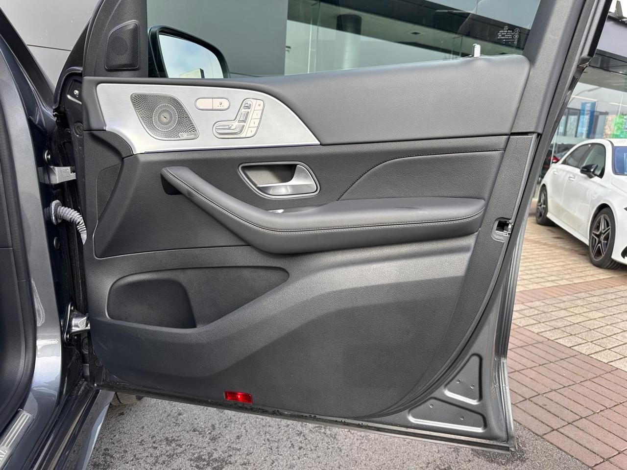 Mercedes-Benz GLE 580 4M AMG Pano AHK Burmester Distronic 360
