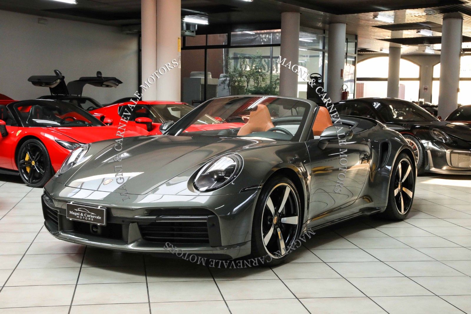 Porsche 992 Turbo S Cabriolet - Heritage - Lift - VAT