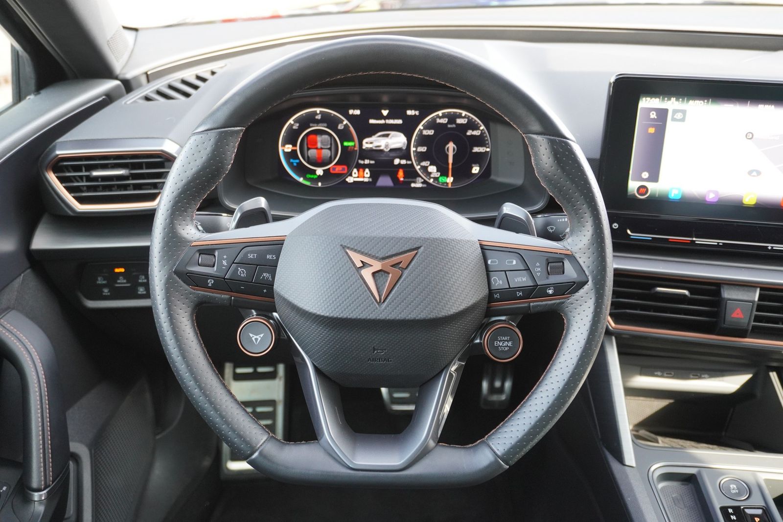 Cupra Leon 1.4 e-HYBRID - Samsaru's Car Outlet