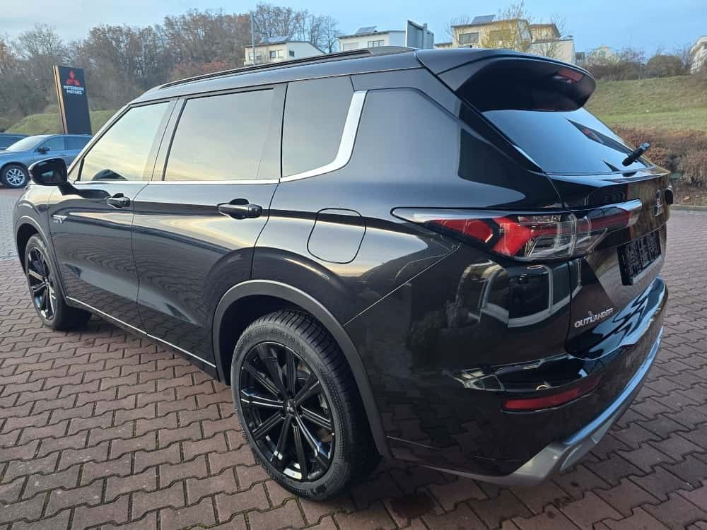 Mitsubishi PHEV Outlander Top LUXURY//0,99% FINANZIERUNG