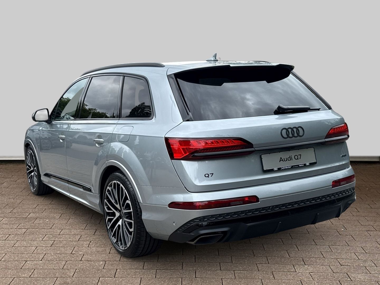 Audi Q7 55 TFSI e quattro S-line+AHK+HUD+PANO+B&O+KAM