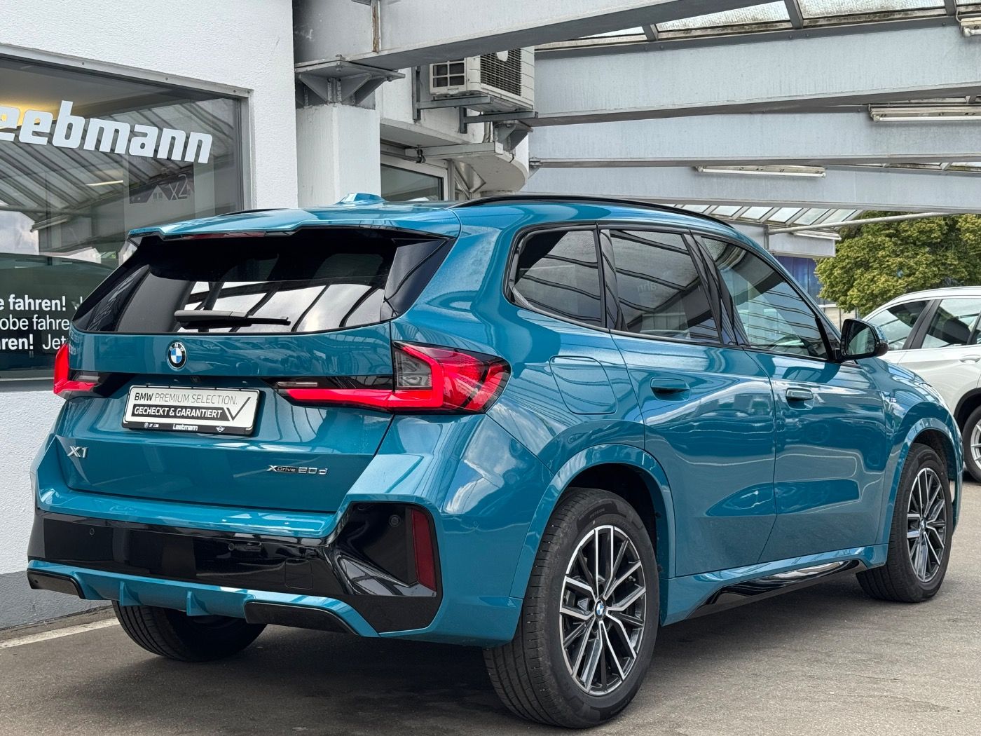 BMW X1 xDrive20d M-Sport - Samsaru's Car Outlet