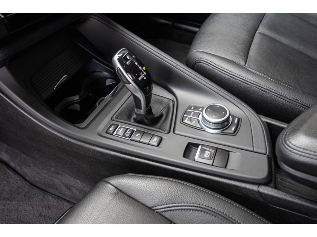 BMW X1 18d - Samsaru's Car Outlet