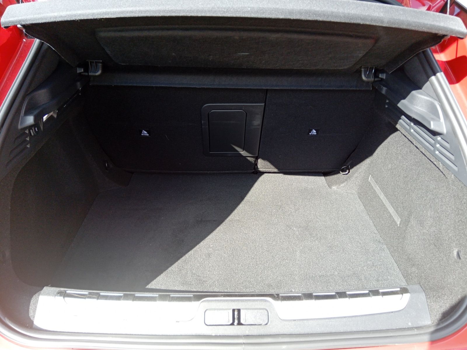 DS Automobiles DS4 Rivoli 130 ACC+LED+Navi+SHZ+2xKlima+Kam.+LM