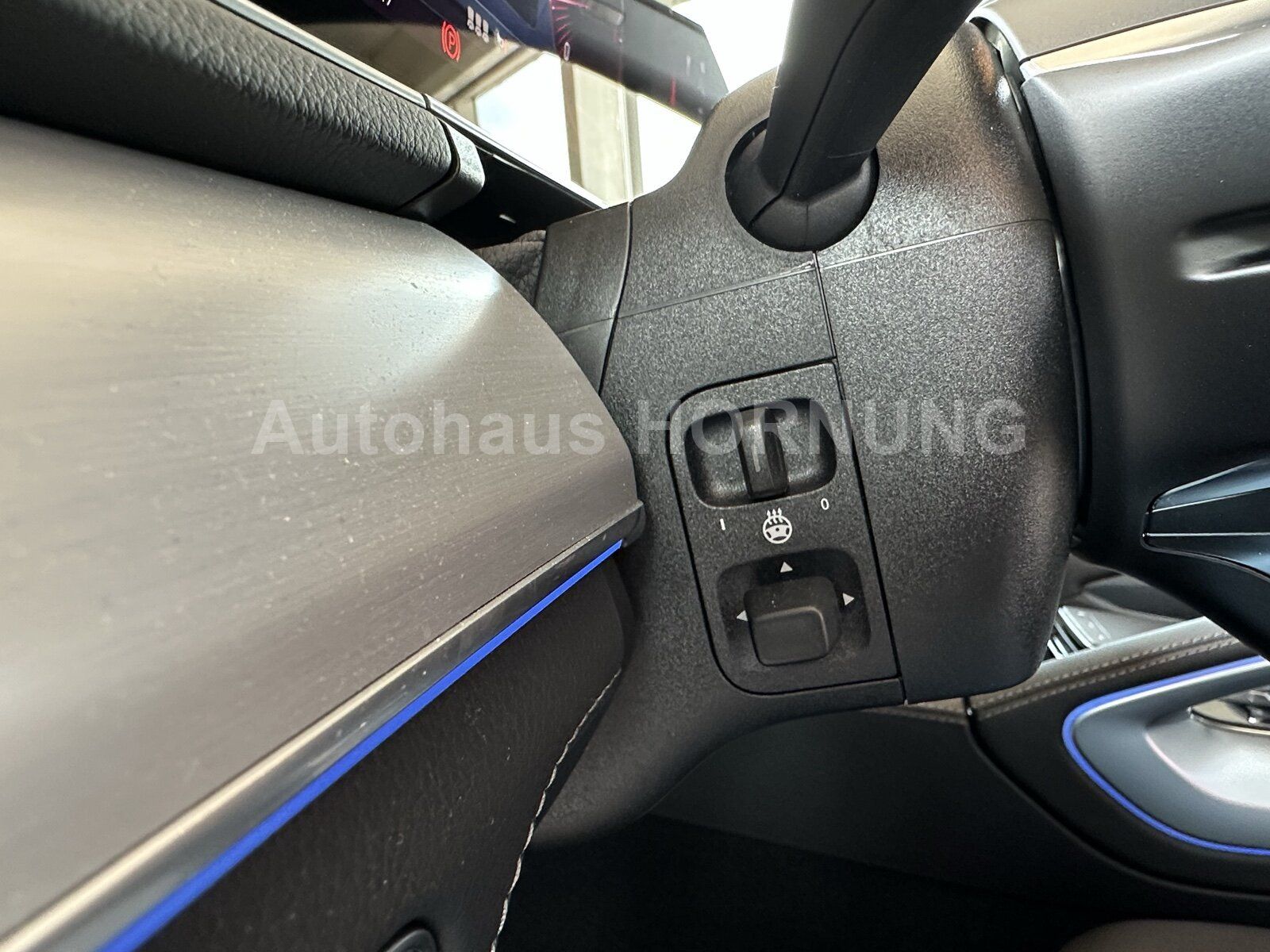 Mercedes-Benz GLE 450 d 4MATIC AMG 360° STH DIST PANO AHK BURM