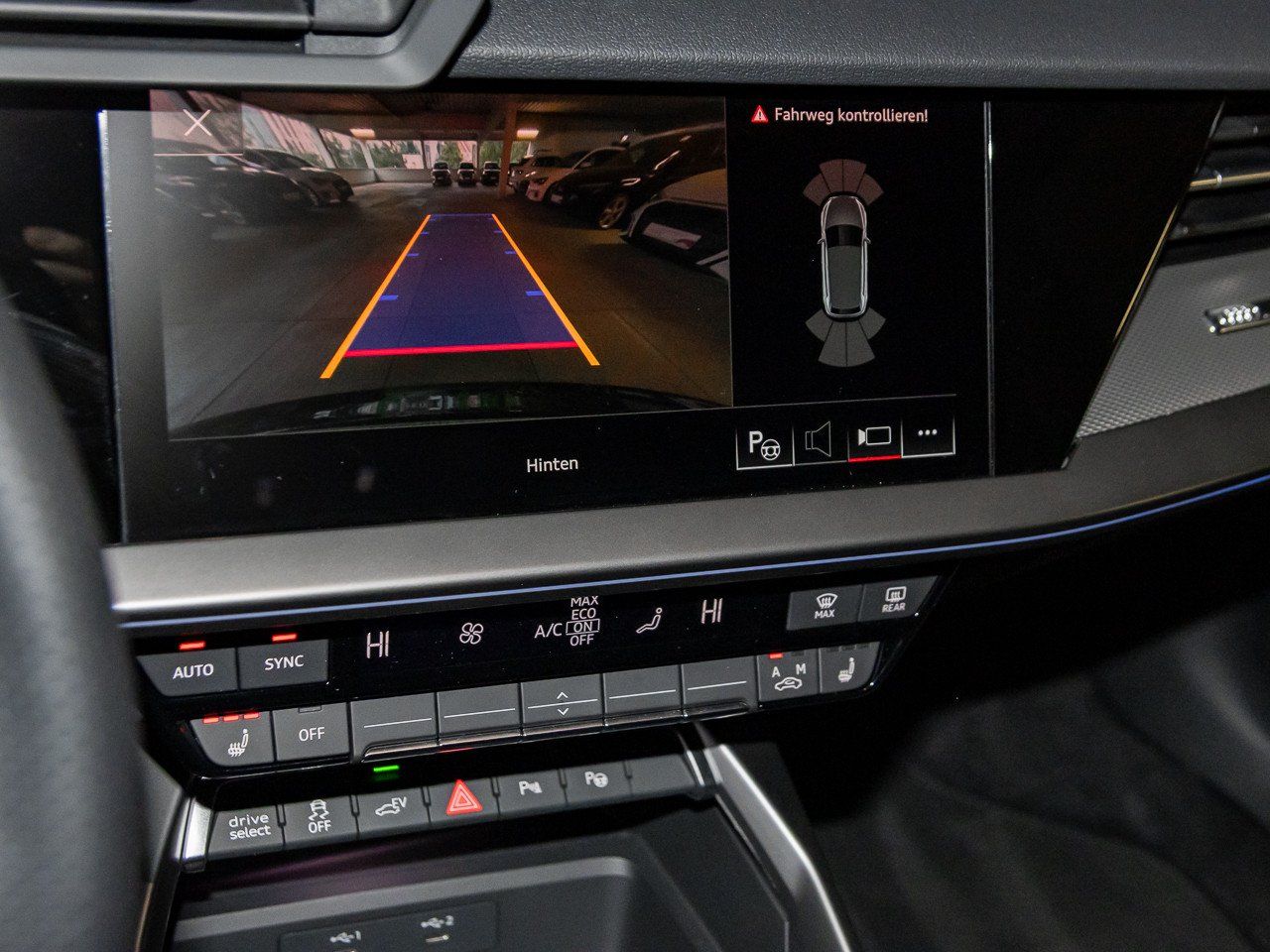 Audi A3 Sportback 45 TFSI e S line AHK Keyless Kamera