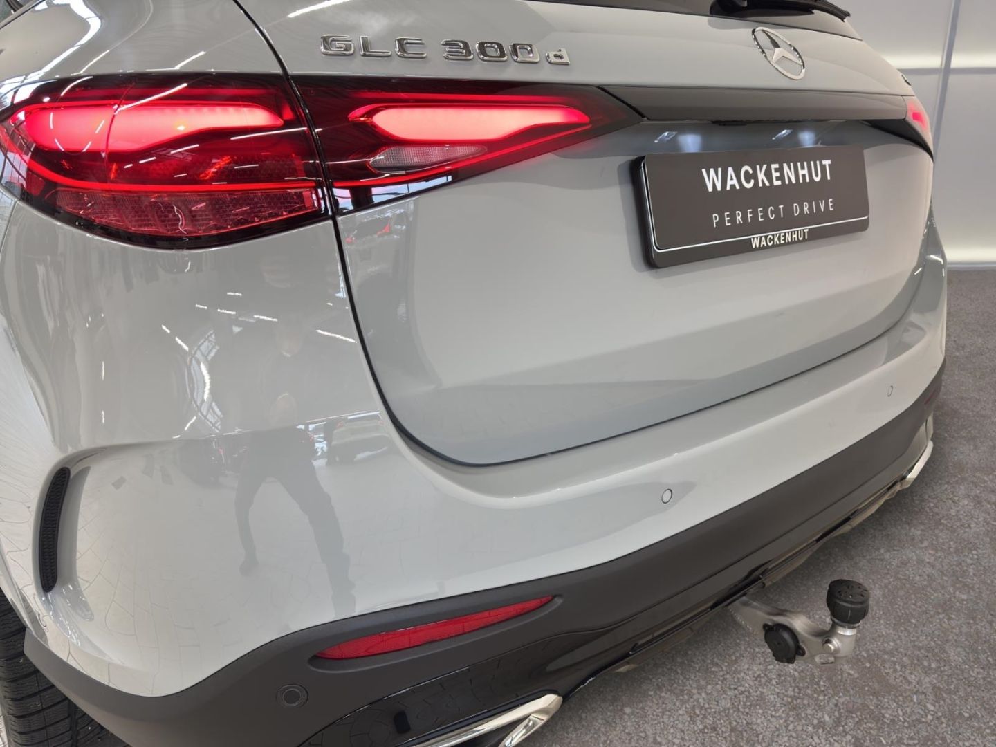 Mercedes-Benz GLC 300 d 4M AMG LINE ADVANCED PLUS AHK+PANO+360