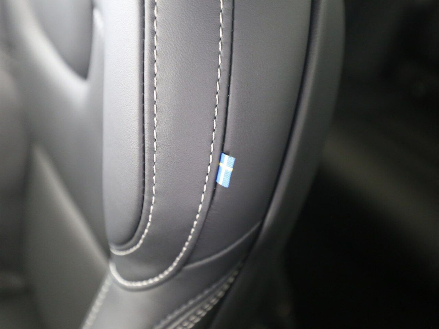 Volvo XC60 T6 Plus AWD - Samsaru's Car Outlet
