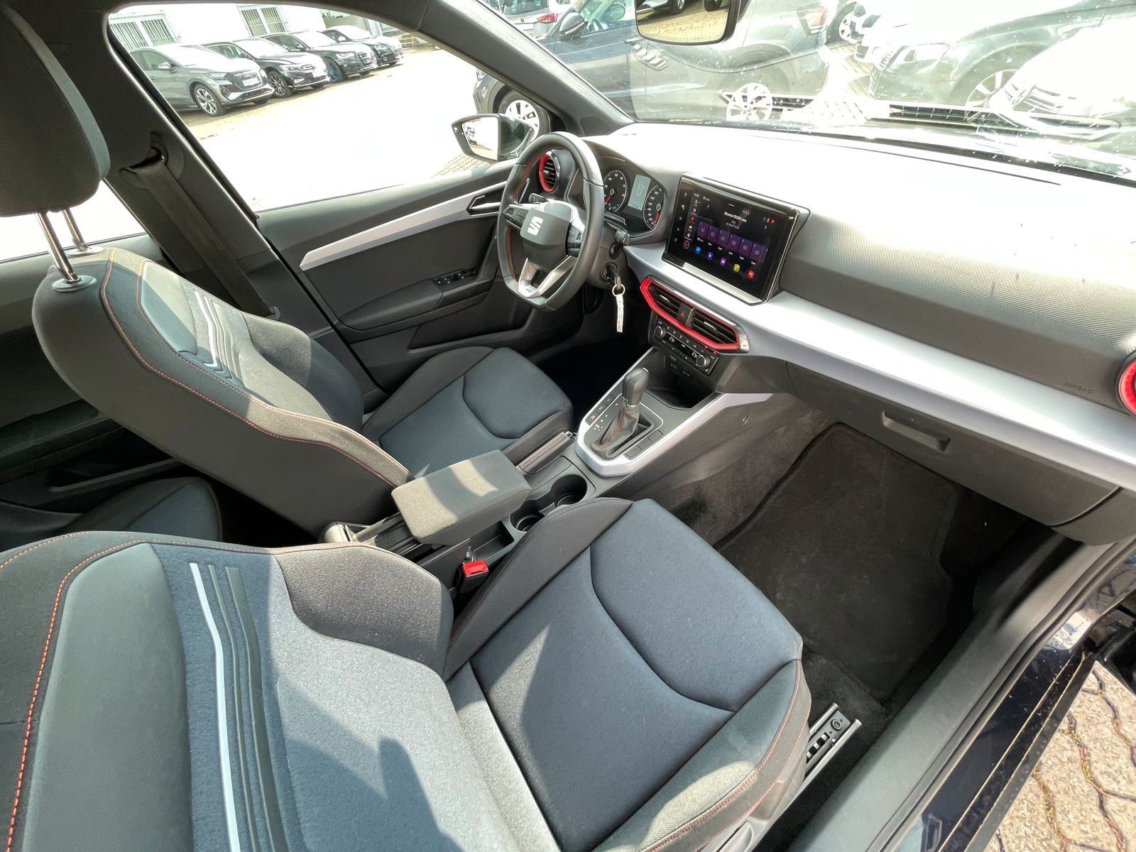 Seat Arona FR 1.0 TSI DSG - Samsaru's Car Outlet