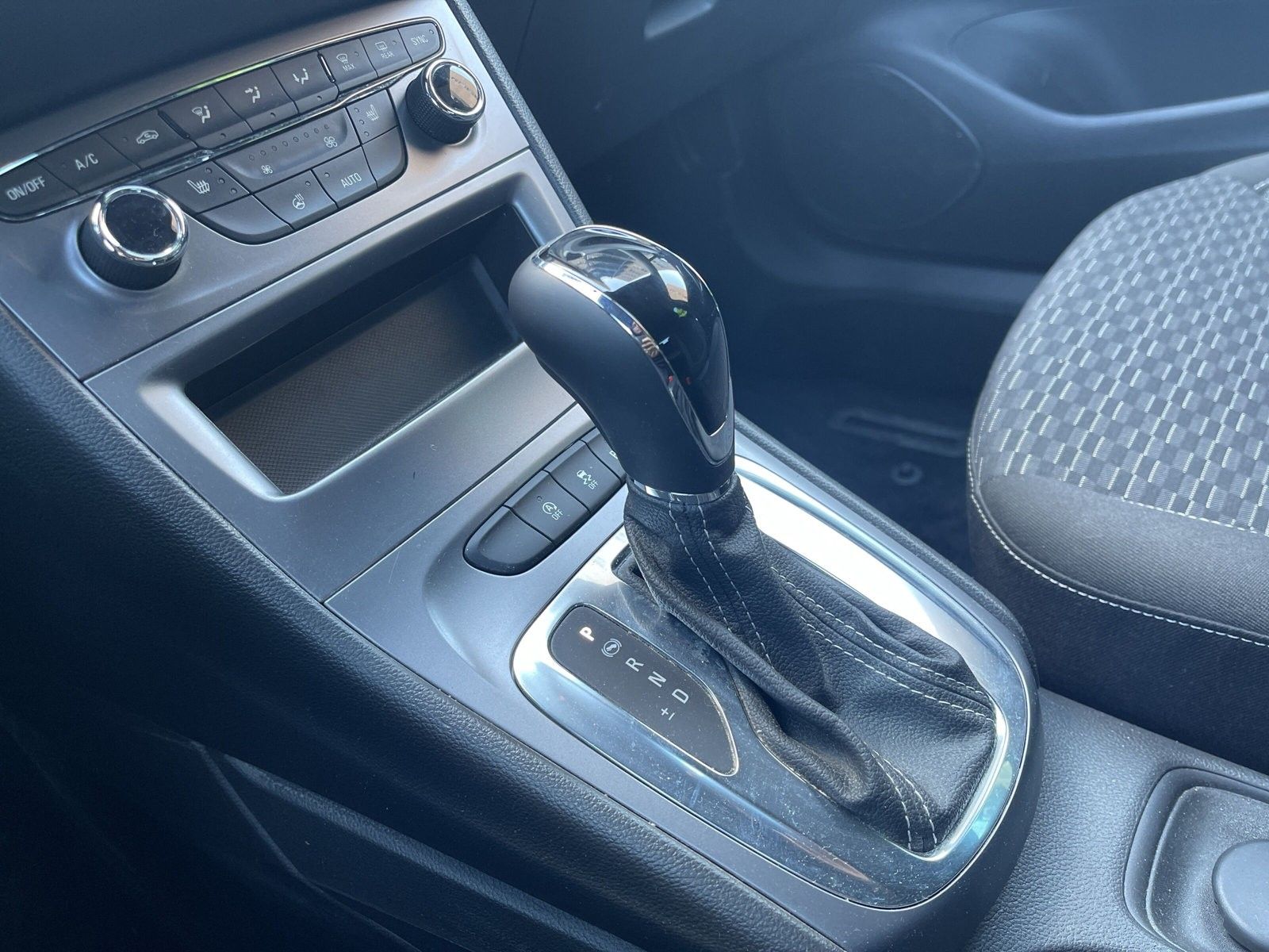 Opel Astra K 1.4 - Samsaru's Car Outlet