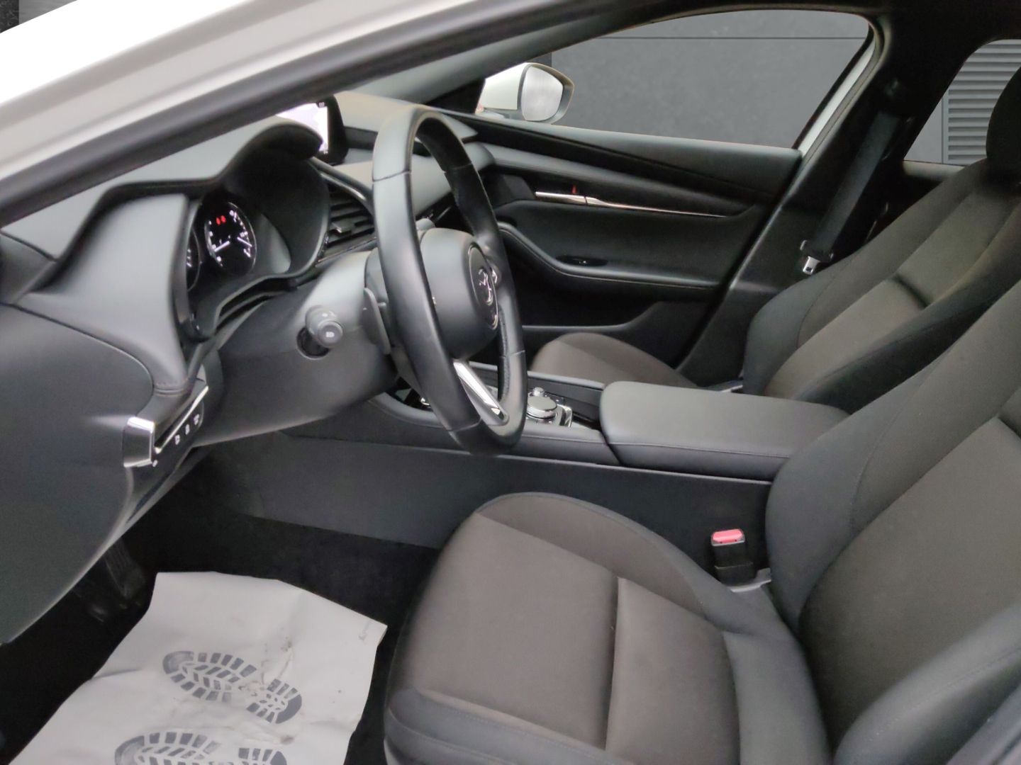 Mazda 3 Selection SKYACTIVE HUD Navi LED Blendfreies F