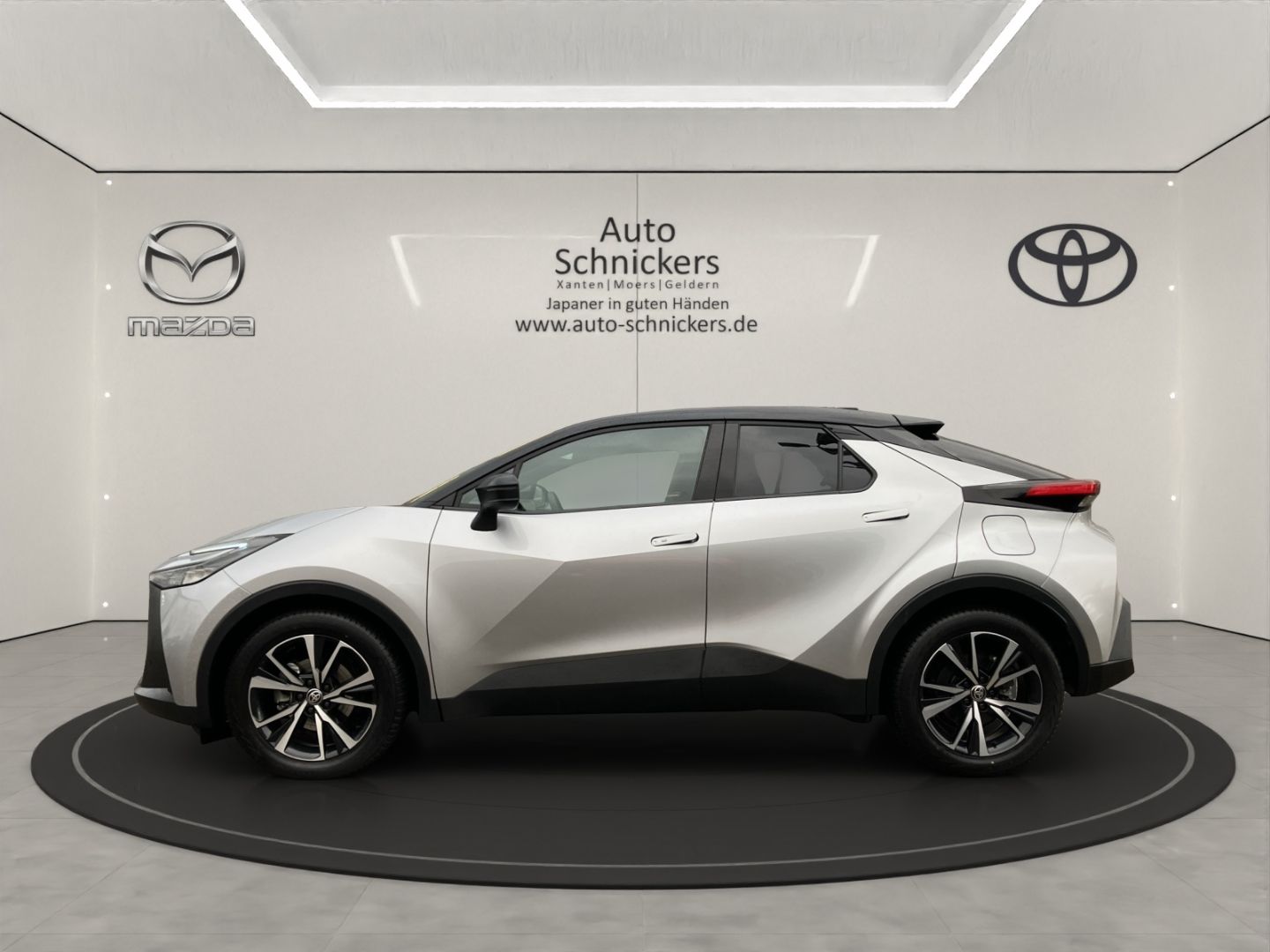 Toyota C-HR TEAM DEUTSCHLAND+CARPLAY+MODEL-2024