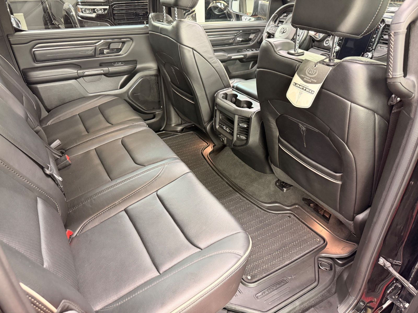 Dodge RAM 1500 5.7 4X4 LIMITED Night LPG Pano Head-Up