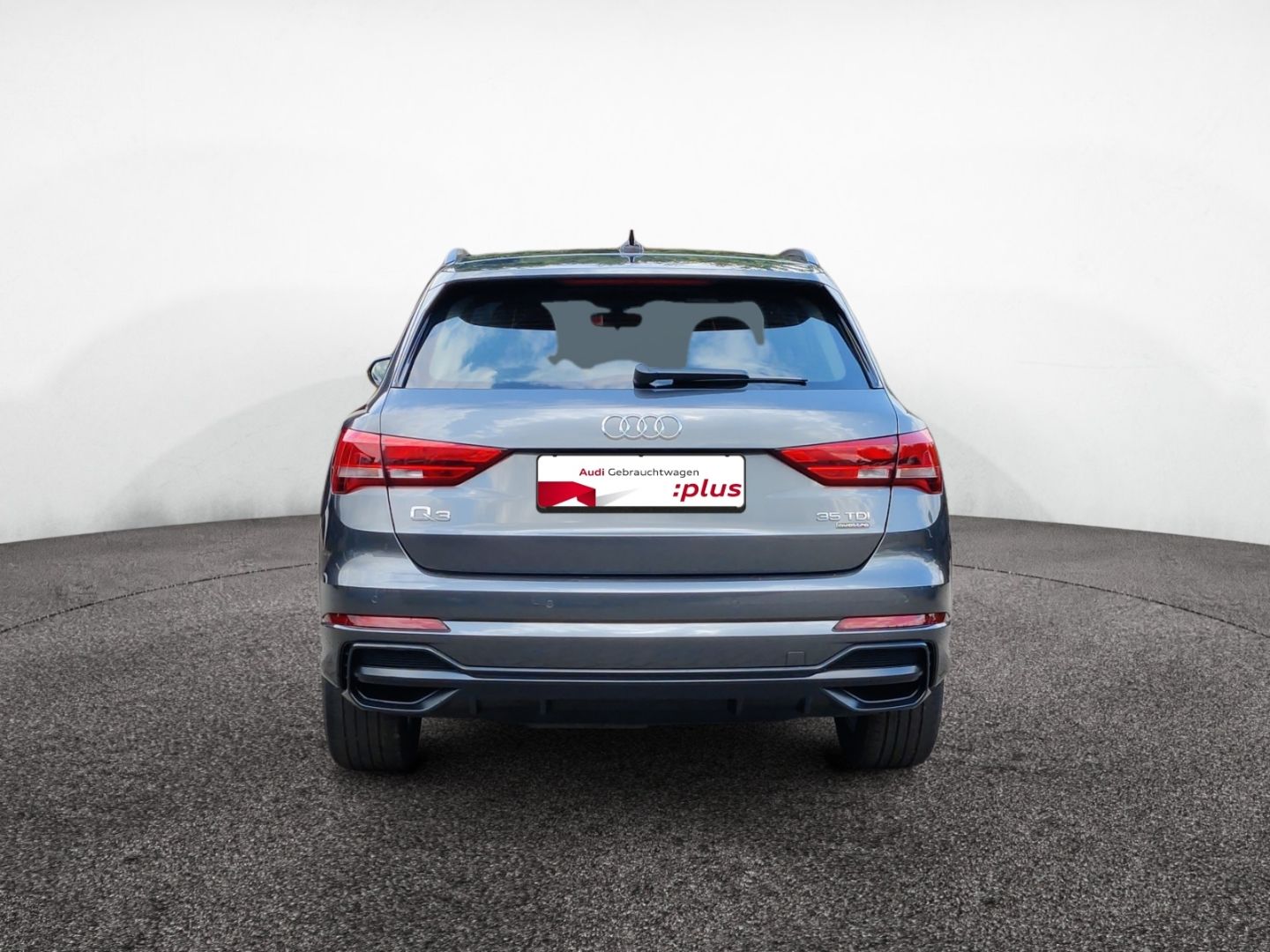 Audi Q3 35 TDI S line quattro - Samsaru's Car Outlet