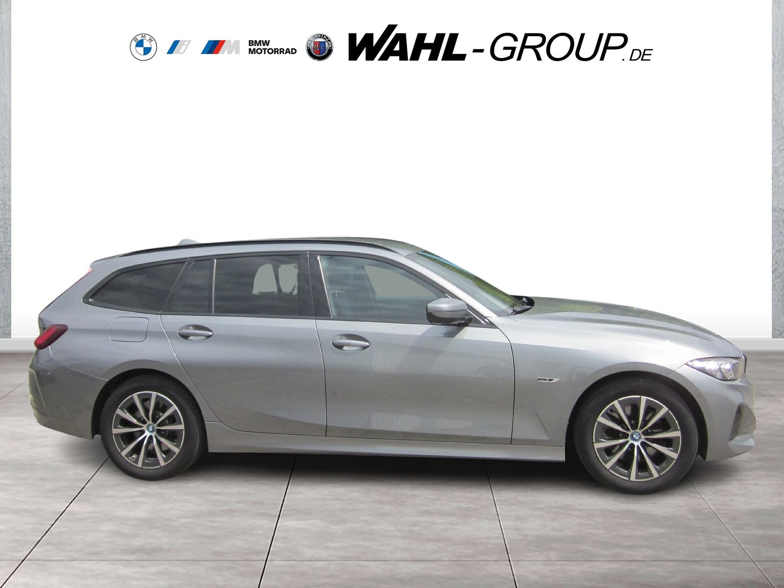 BMW 320e Touring LC Plus - Samsaru's Car Outlet