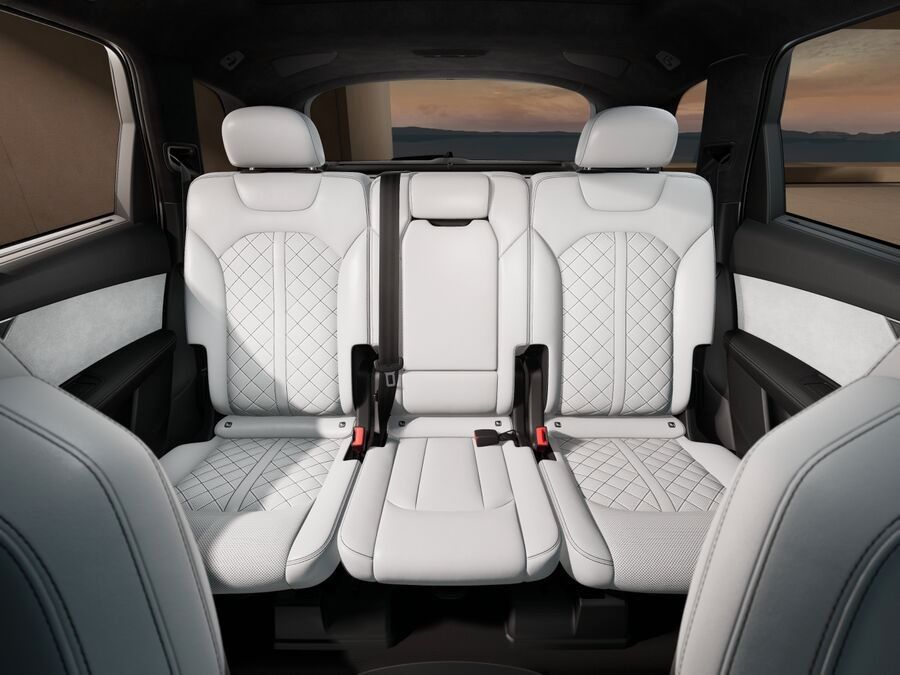 Audi Q7 S line 60 TFSIe Pano,AHK,Raute,HuD,Laser,360°