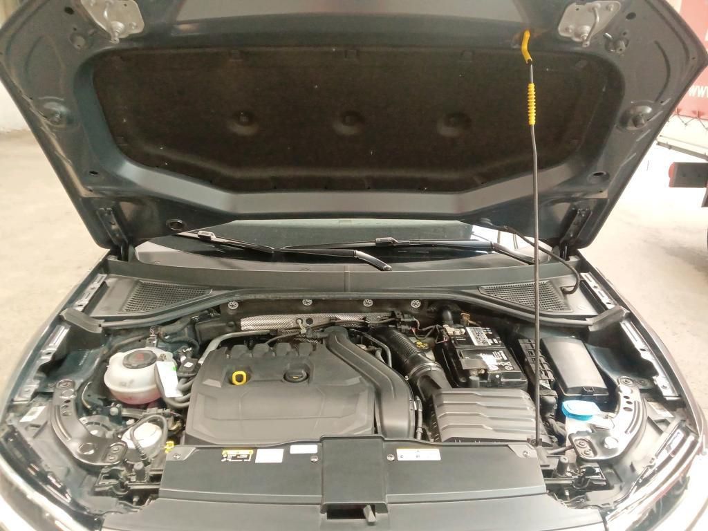 Volkswagen T-Roc Life 1.5 TSI DSG - Samsaru's Car Outlet