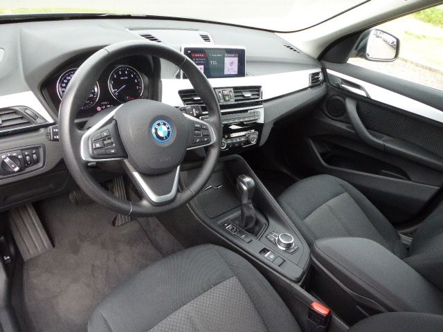 BMW X1 xDrive25e Advantage - Samsaru's Car Outlet