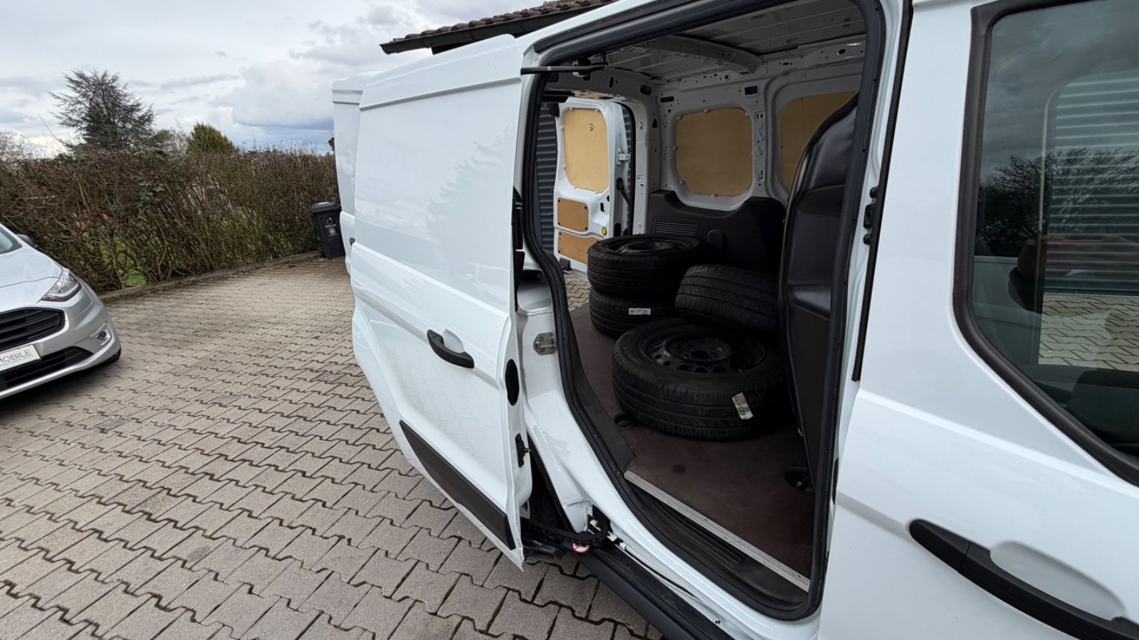 Ford Transit Connect Kasten Automatik LED/1H/E6dT/RFK