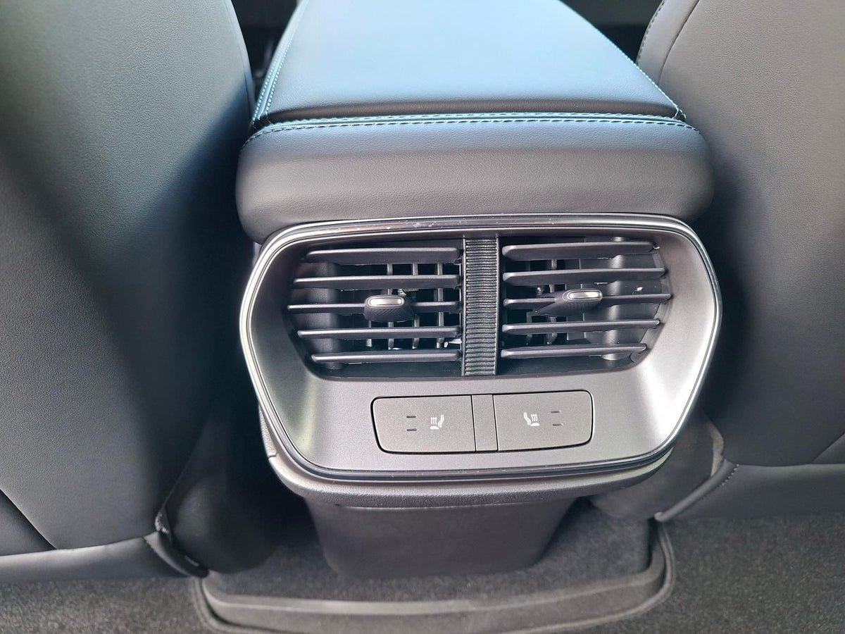 BYD Sealion 7