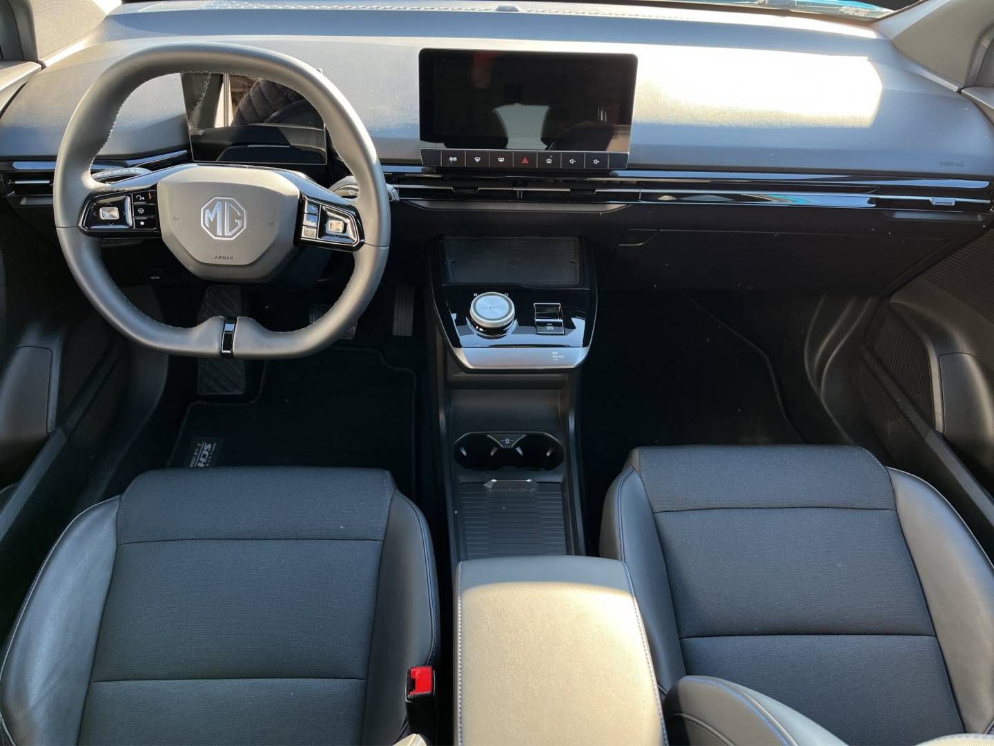 MG4 Electric 64kWh Luxury *KLIMA*DAB*360°KAMERA*