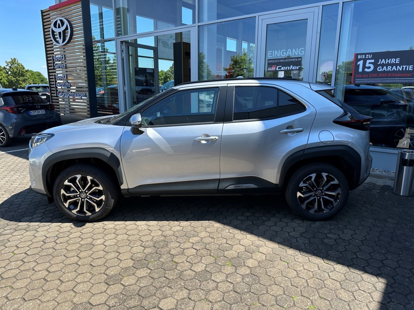 Toyota Yaris Cross 1,5 l 4x2 Hybrid Teamplayer*Safety,-