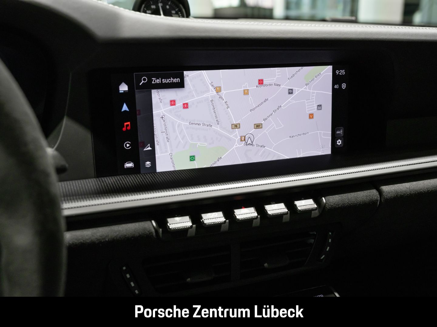 Porsche 992 911 Carrera 4 GTS BOSE Sportabgasanlage LED