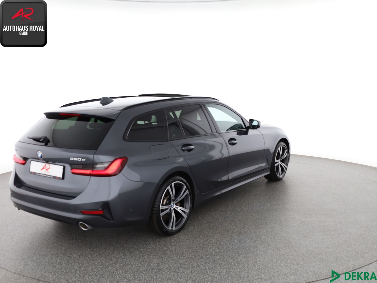 BMW 320 e T xDrive SPORTLINE - Samsaru's Car Outlet
